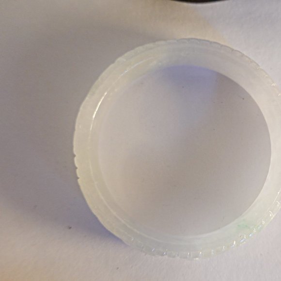 Vintage White Carved Jade Bangle Bracelet - Picture 2 of 2